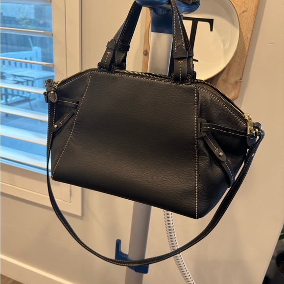 Lauren Ralph Lauren Sheldon black leather convertible purse - Picture 3 of 10